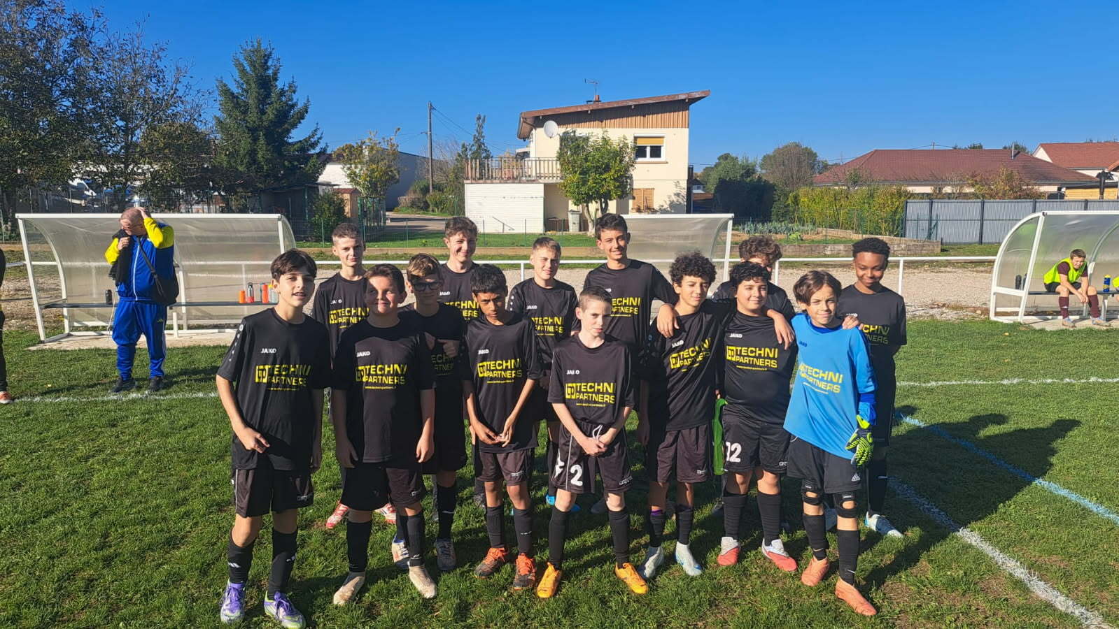 RESULTATS JEUNES, FOOT A 11...