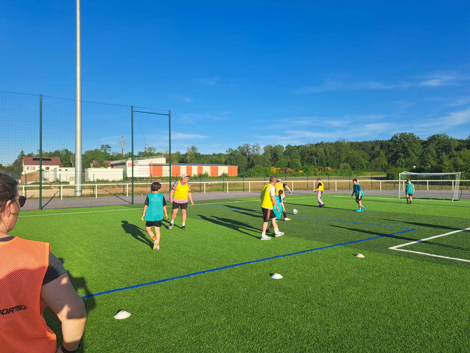 FOOT EN MARCHANT...