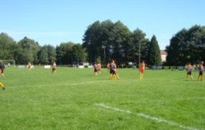LE GROUPE DE CHAMPIONNAT DE LA RESERVE DU FCPM...
