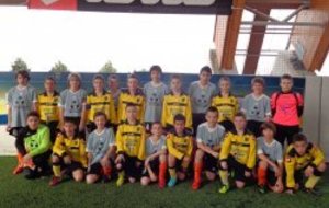 AVEC LES HONNEURS...