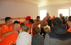 DEUX VICTOIRES POUR UNE DEFAITE...