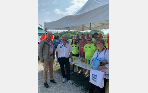 ENCORE UN BEAU DEVOUEMENT...