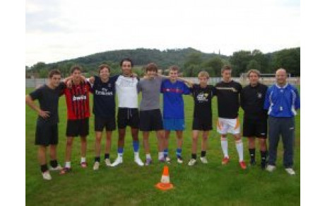 IL N'A PAS MANQUE GRAND CHOSE...