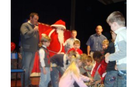 6ème ARBRE DE NOËL DU FC PAYS MINIER...