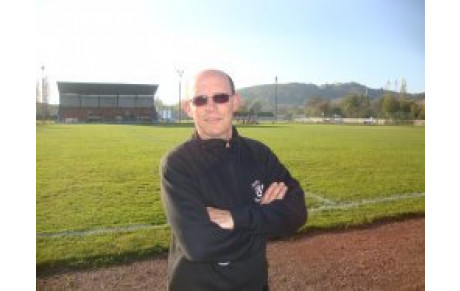 TOUJOURS PRÊT A RENDRE SERVICE...