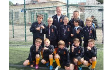 HONNEUR AU MAILLOT...