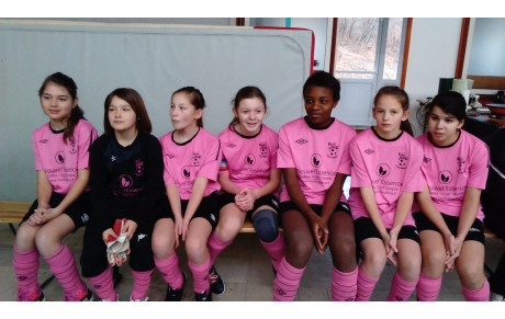 ELLES SONT EN FINALE DEPARTEMENTALE DE FUTSAL...