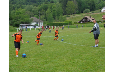 UN PLATEAU U9 BIEN FICELE...