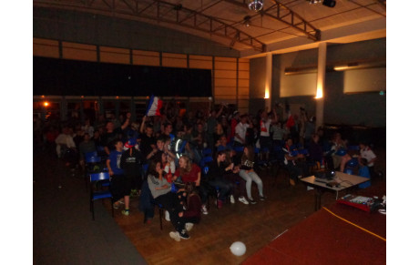 DIFFUSION DE FRANCE / ISLANDE...