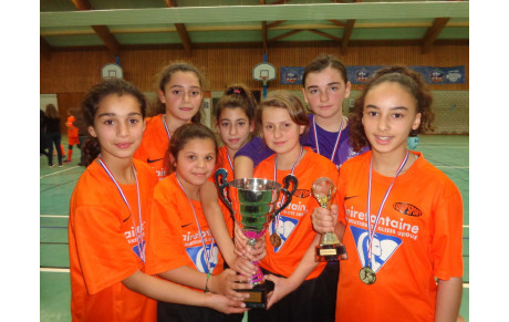 UN BEAU TOURNOI U12F...