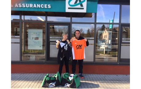 NOUVEAUX MAILLOTS...