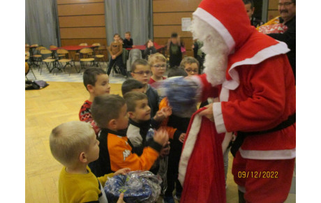 JOYEUX NOËL A TOUTES ET TOUS...