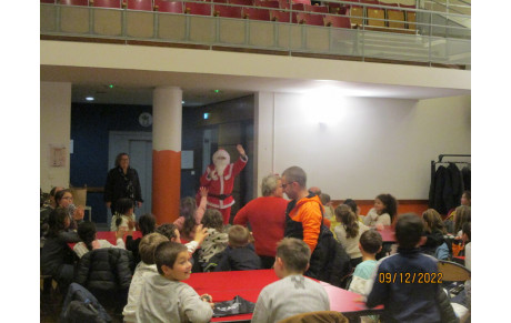 ARBRE DE NOËL DU FC PAYS MINIER...