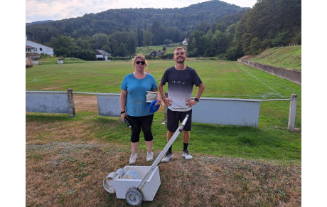 INDISPENSABLE TRAVAIL...