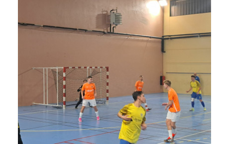 FUTSAL, CA PASSE AUSSI POUR NOS SENIORS G (A)...